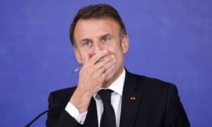 ماكرون _ الكرملين