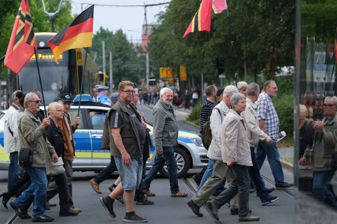 اليمين المتطرف